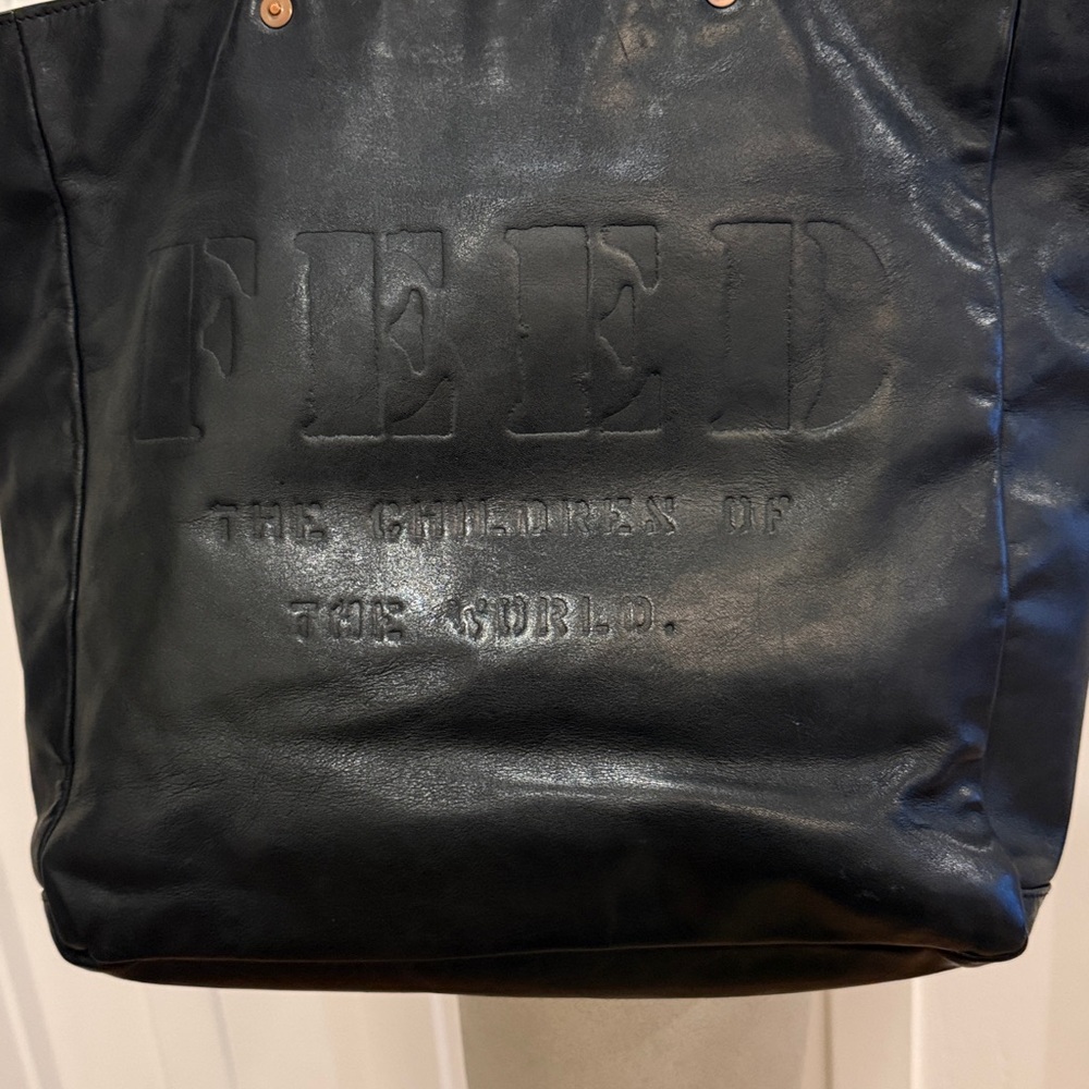 black leather FEED 1 Bag from FEED Projects - Picture 2 of 6